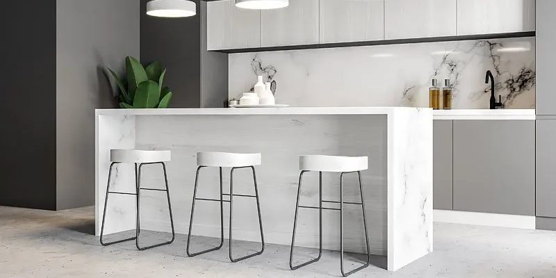 High-Top Bars in Chattanooga, Tennessee