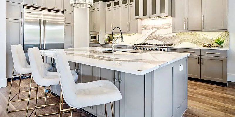 How to Decide if Kitchen Islands Are Right for You